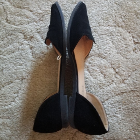 Flats - Picture 2 of 3